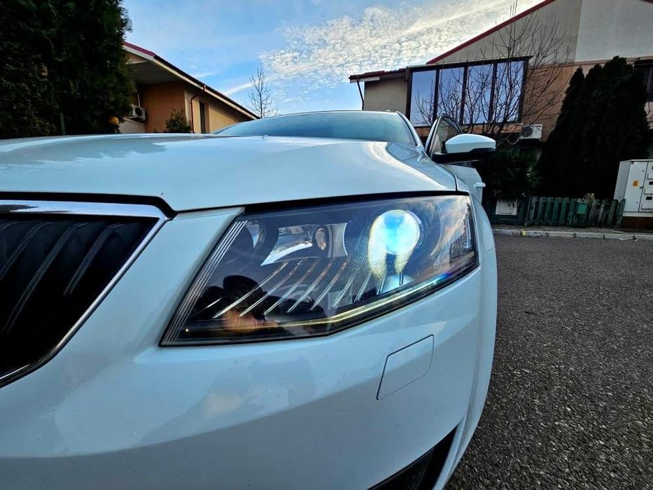 Se vinde Skoda Octavia 3 , euro 6 /2016! Impecabila!!