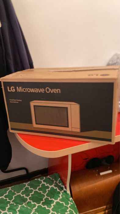 Микроволновка LG