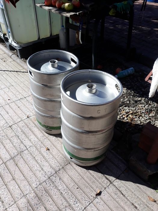 Butoaie de bere de inox alimentar de 30 litrii și de 50 litrii  ideale