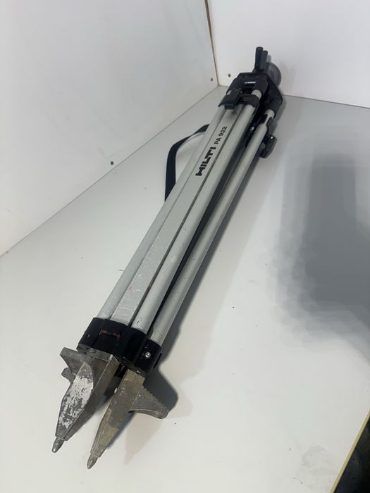 Trepied telescopic laser Hilti PA 922