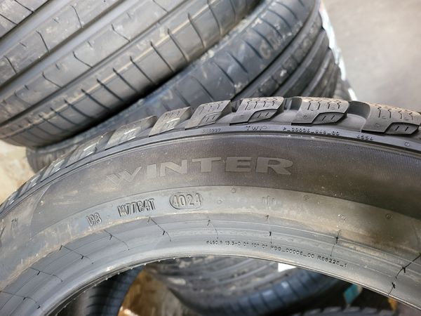 215/50/18 PIRELLI 4бр
