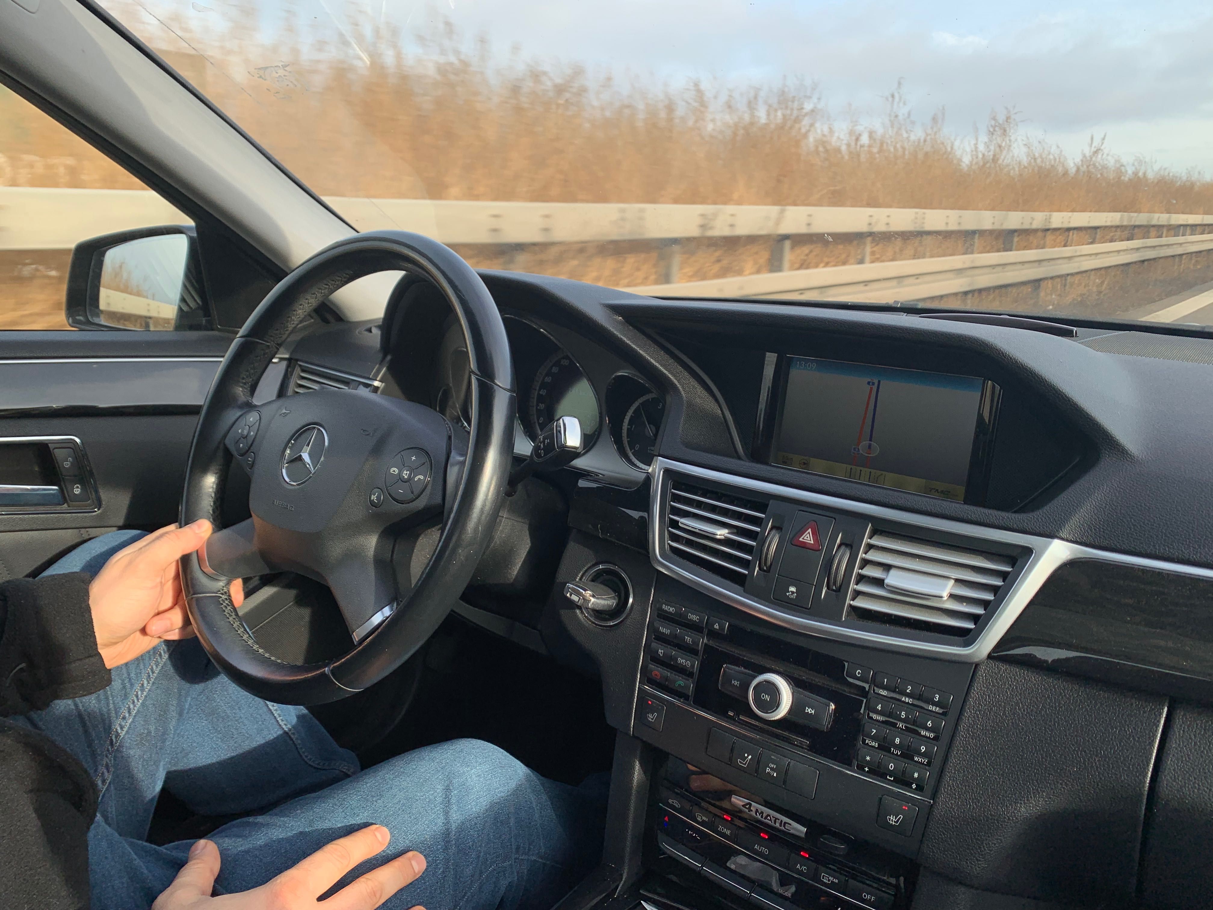 E350 cdi 4Matic Панорама Кожа  Надуване Пружини от Германия без ръжди!