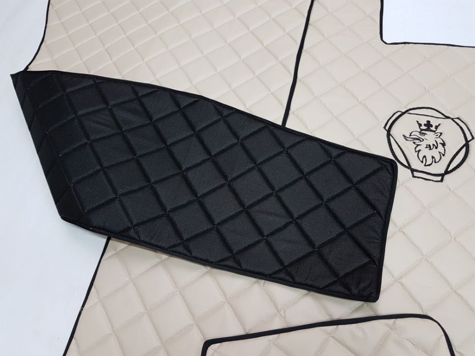 Кожени стелки за камион СКАНИЯ SCANIA R Серия 2004-2009 Година АВТОМАТ