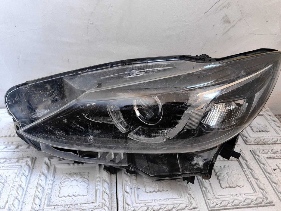Оригинален фар Мазда 3  Mazda 3 Full Led