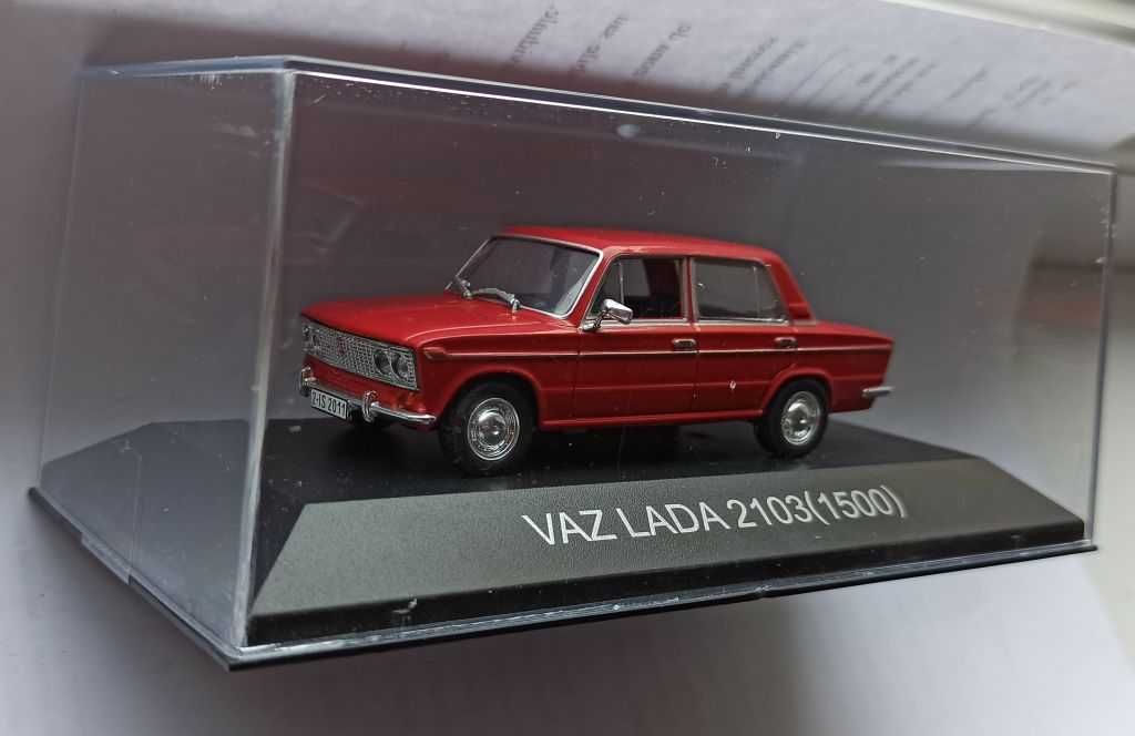 Macheta Lada 1500 1977 rosu - DeAgostini 1/43