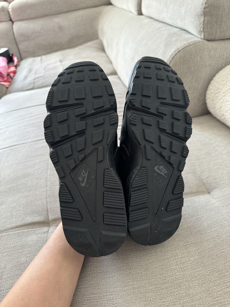 Nike Huarache XE черни