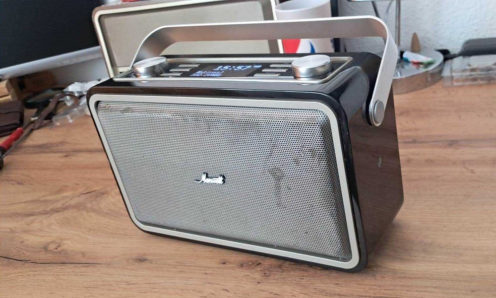 Radio MENUETT cu Bluetooth/NFC/Dab/FM