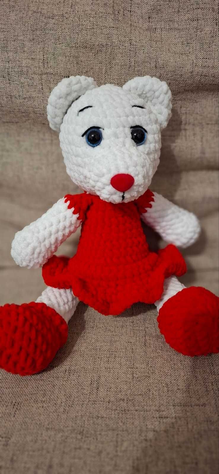 Ръчно плетени играчки