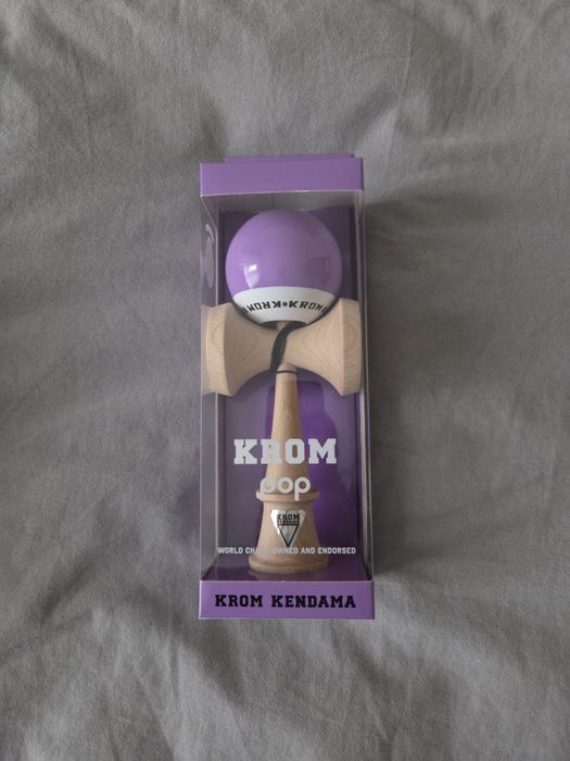 Kendama Krom pop diverse culori