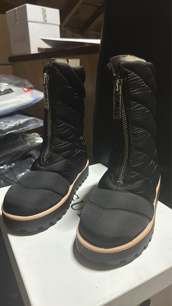Дамски оригинални боти/ботуши guess