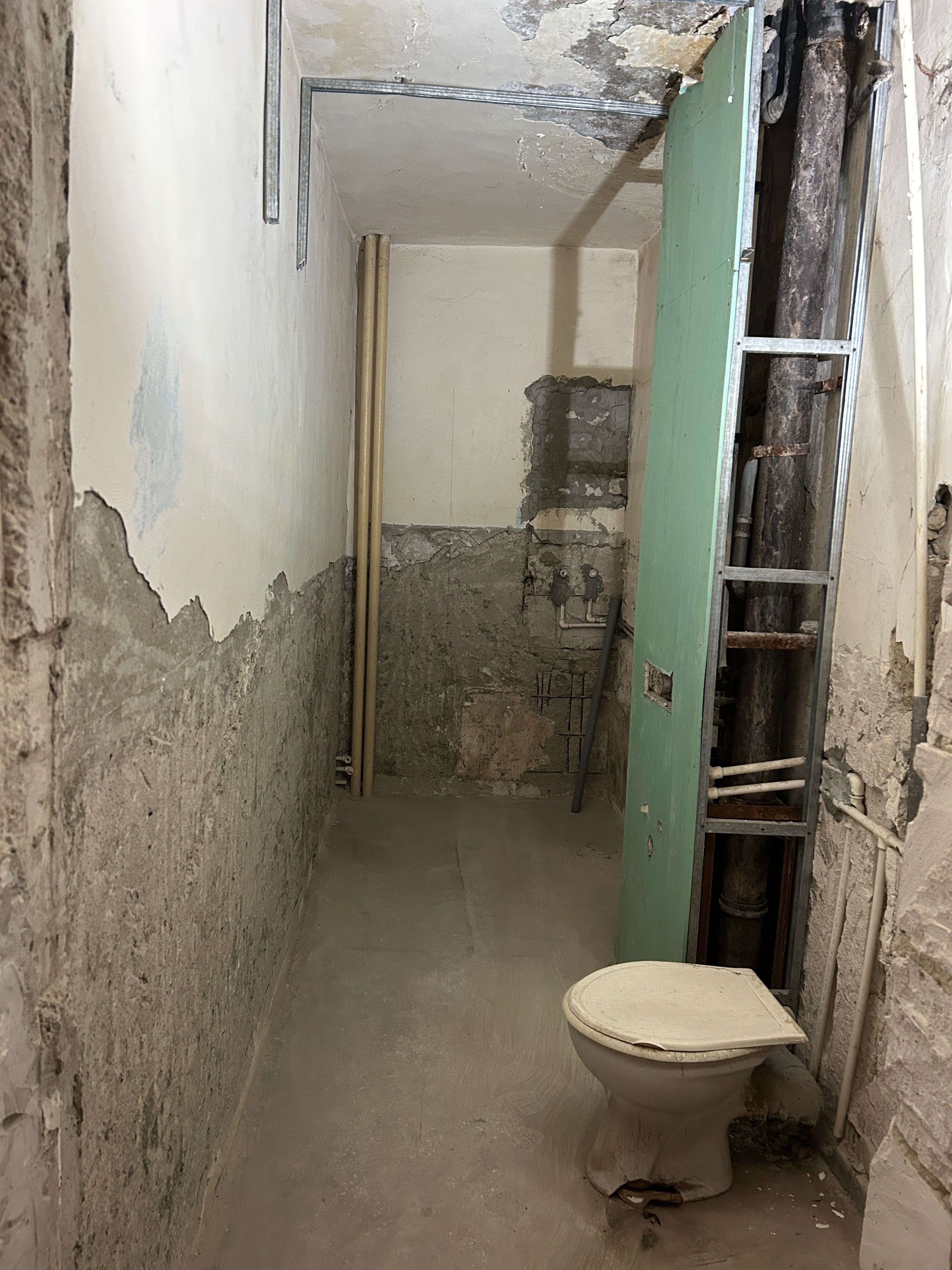 Vand apartament decomandat