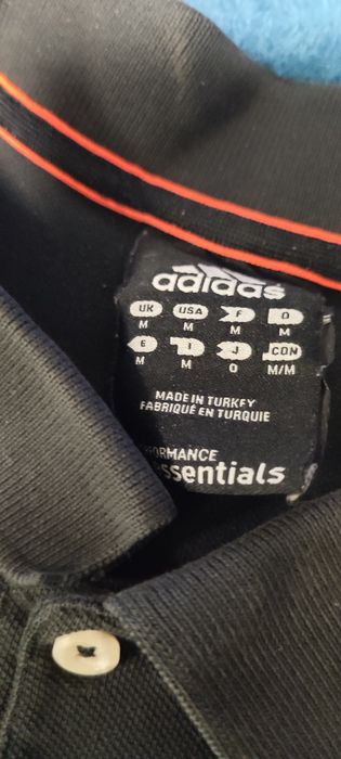 Поло тениска на adidas
