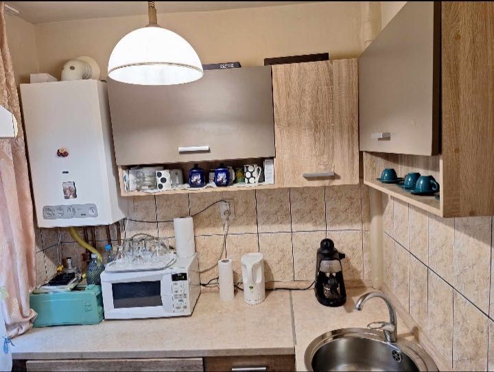 Închiriez apartament micro 1