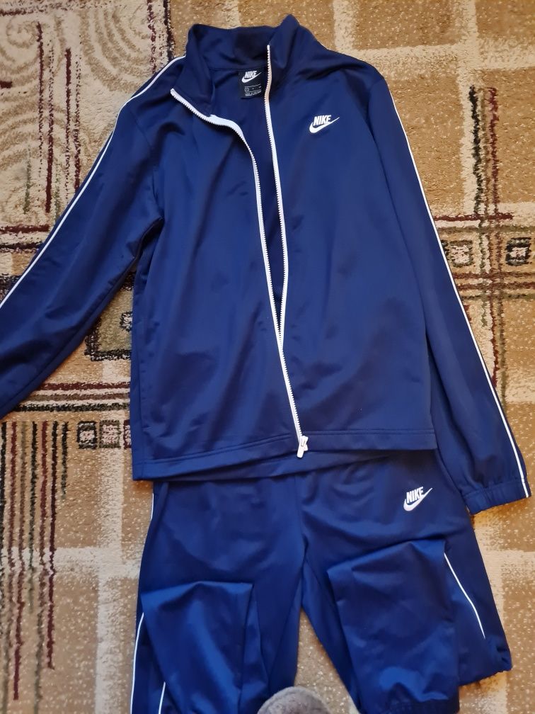 Trening Nike bleumarin