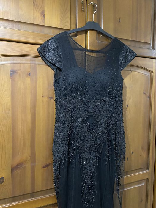 Официална рокля М/Л размер