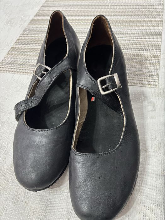 Дамски скарпини за народни танци