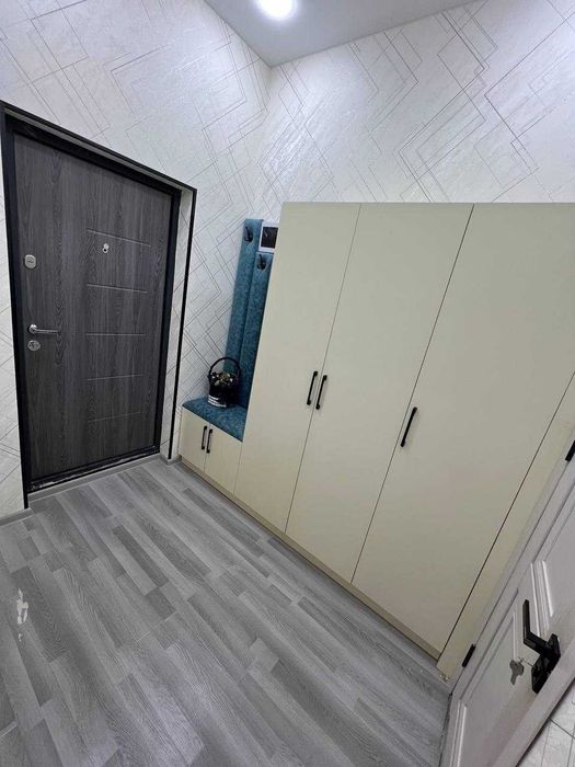 Продаю срочно новую квартиру с мебелью техникой Чоштепа 767*