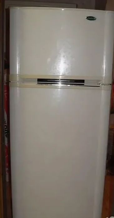 Продам холодильник LG