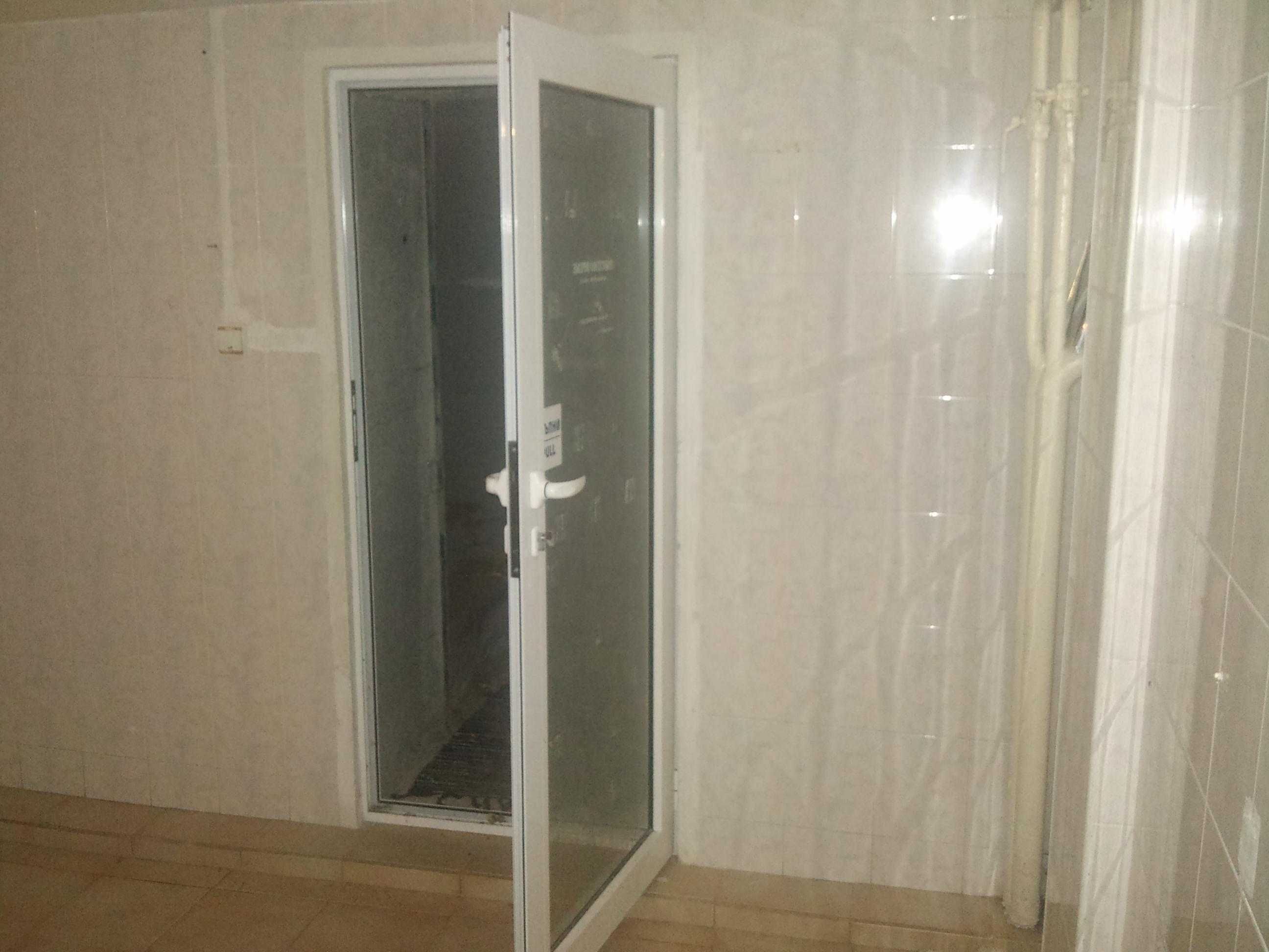 Мазе под наем с вход от улицата