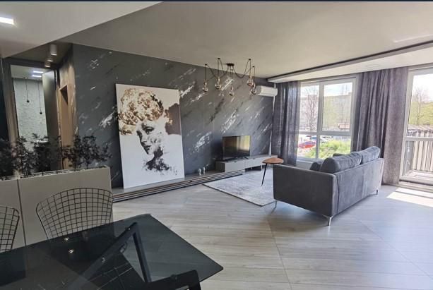 Дава се под наем Двустаен апартамент в Пловдив, Христо Смирненски - 55 кв.м за 500 € - Снимка #2