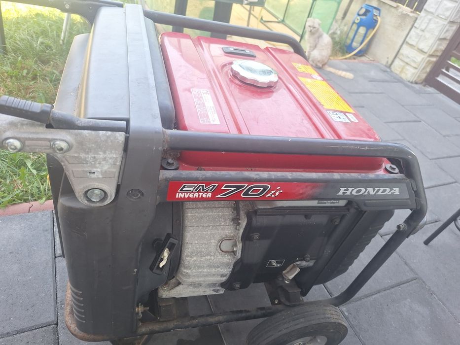 vând generator honda 7kwa original