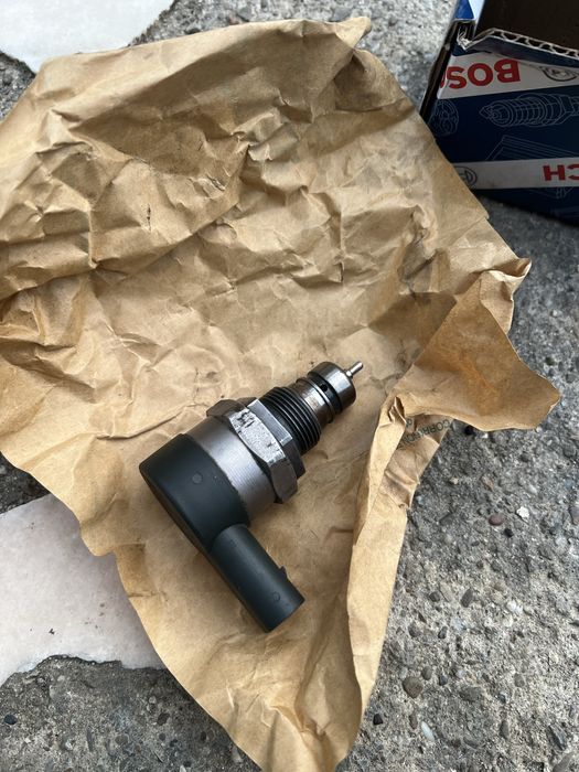 senzor rampa injectoare Audi a6c6 3.0 CDY