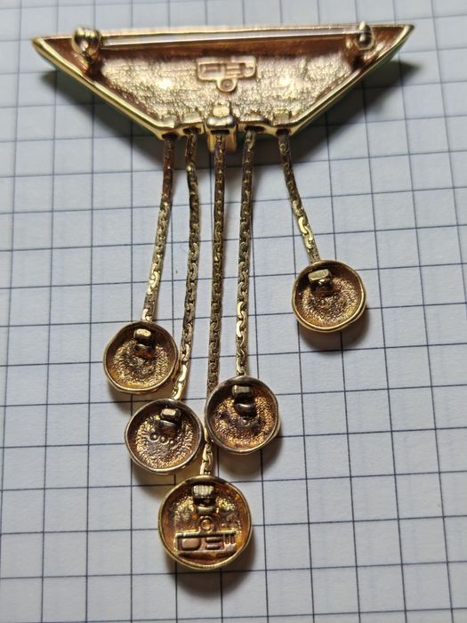 Брошка советских времён.