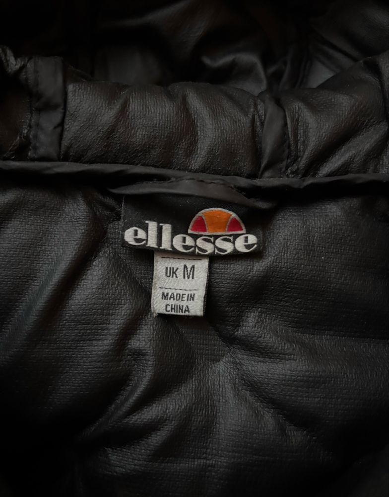 Пролетно яке Ellesse