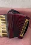 Acordeon de vânzare o bijuterie