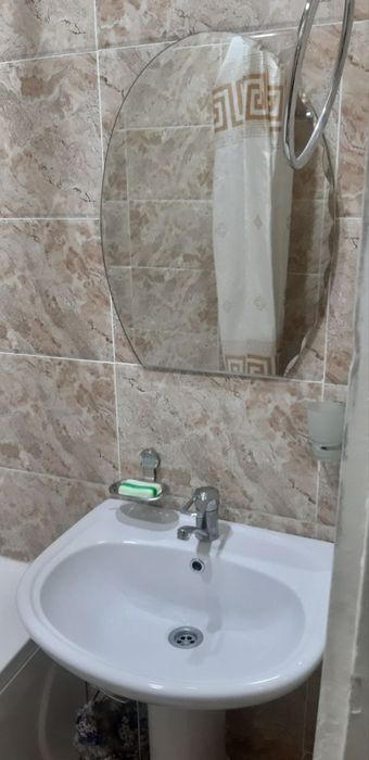 Сдаеться 2 ком,квартира.Возле метро,Хамза