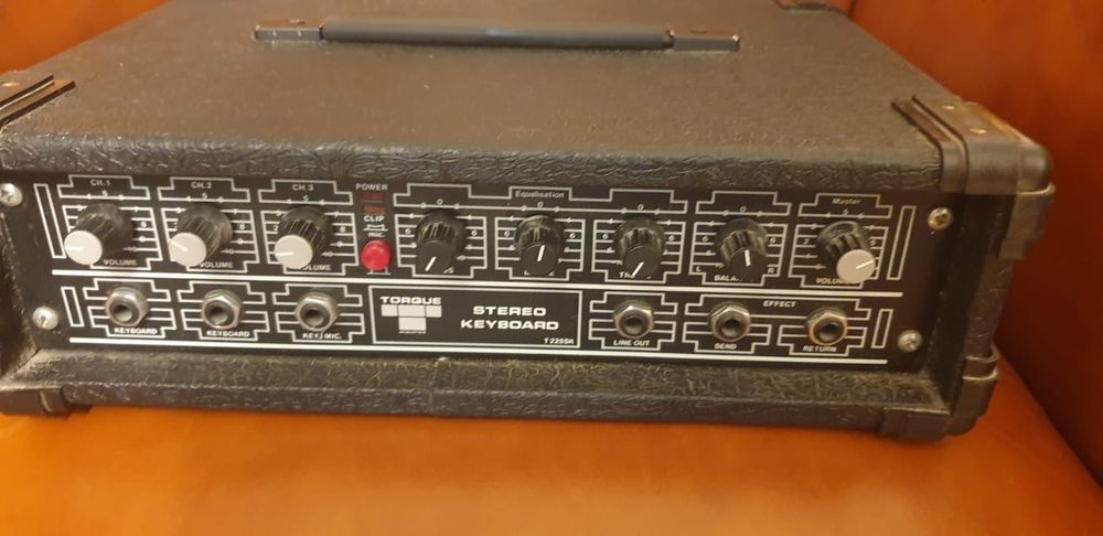 Torque - Amplificator / procesor pentru instrumente gen keyboard