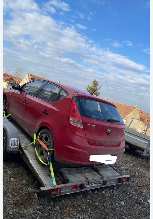Dezmembrez hyundai i30 1.6 crdi/ 1.4 benzina 2007-2012