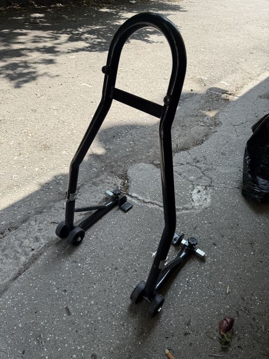 Стойка за мотор - предна и задна - комплект