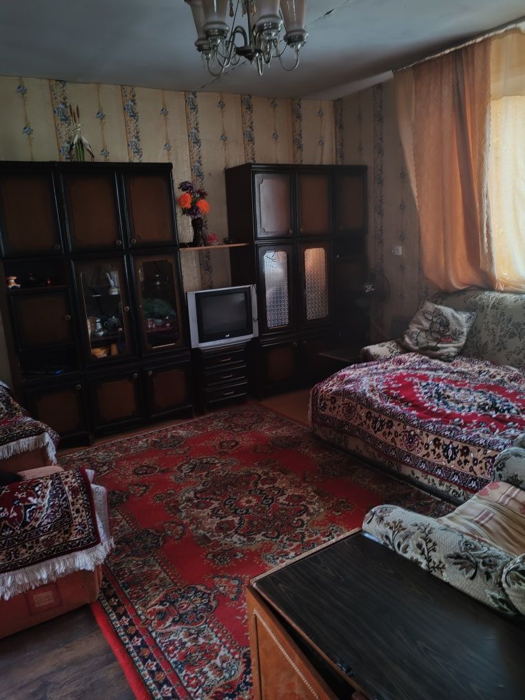Сдаётся домик посуточно.. 15000