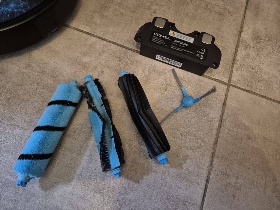 Aspirator robot Conga 6090