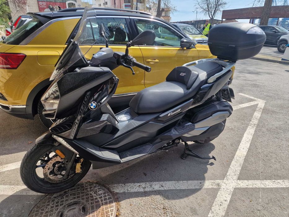 BMW GT400 triple black
