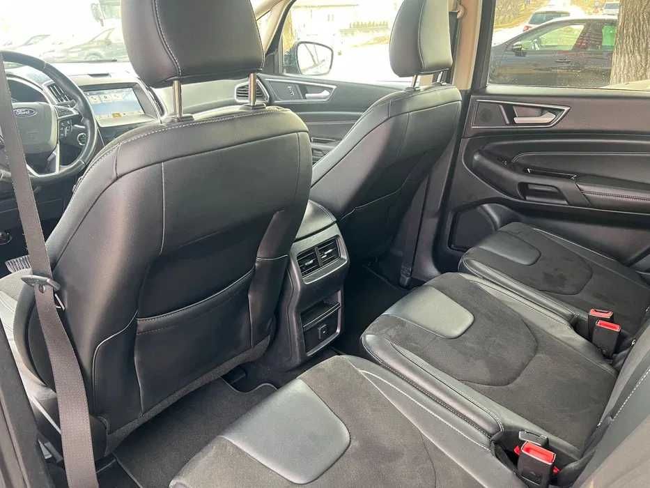 Ford S-Max 2.0 TDCi Powershift Titanium