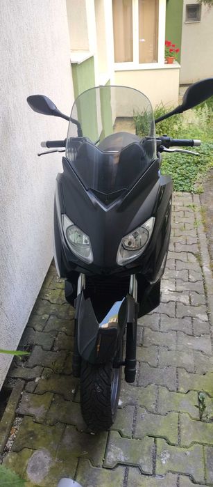 VAND scooter YAMAHA X-max 125 mc