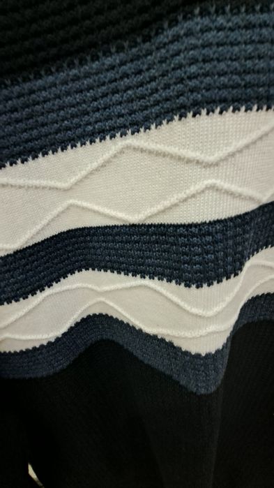 1 Pulovar Imblanit + 1Pulovar Casual