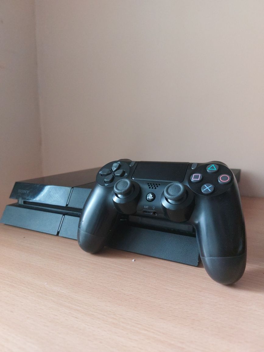 PS4 FAT 500GB + 1 джойстик