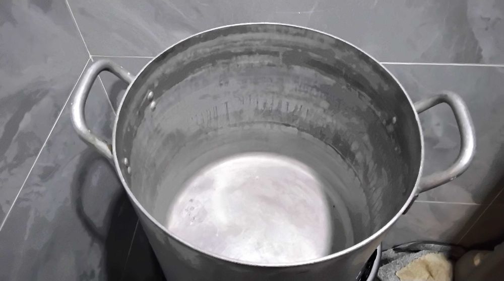 Кастрюля столовая