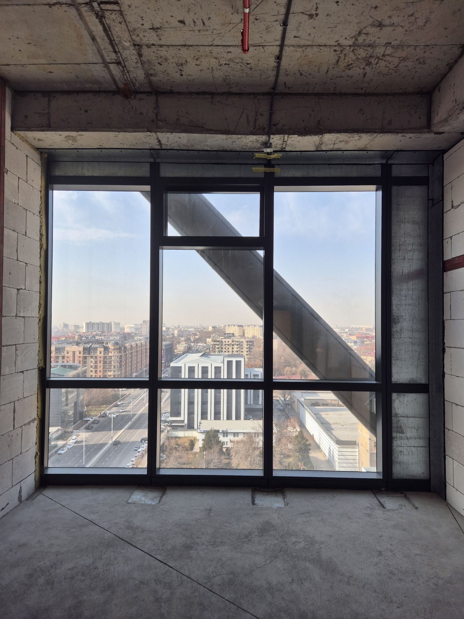 Piramit Tower, офис 33м2 в аренду от собственника (ремонт в процессе)