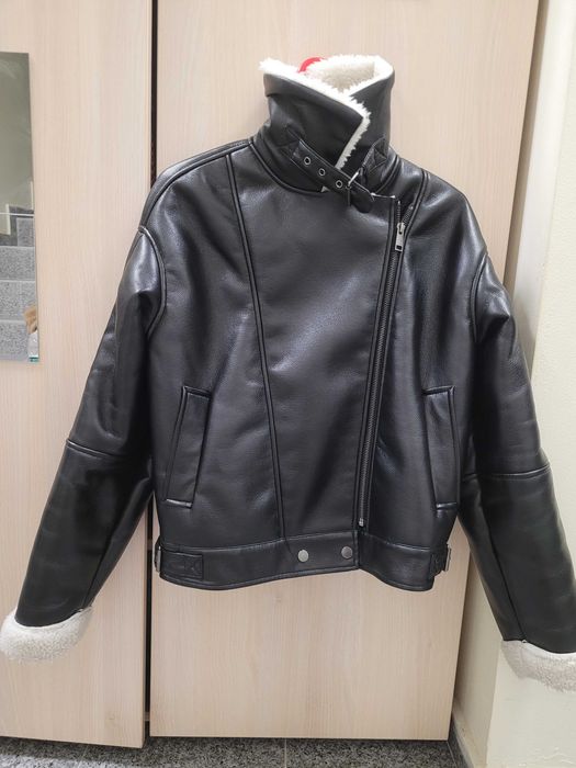 Яке от екокожа с подплата от изкуствен кожух