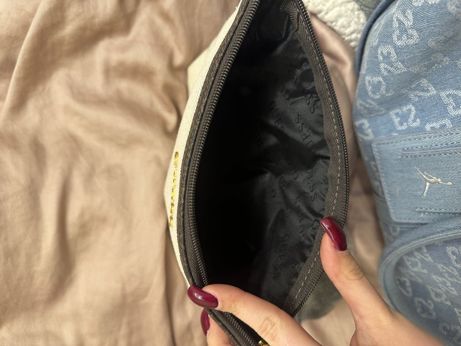 Clutch клъч guess