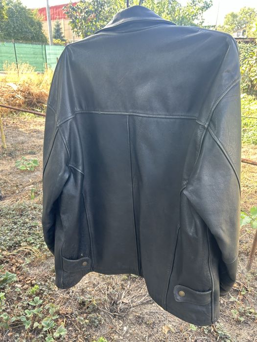 Vand haina de piela marimea xl
