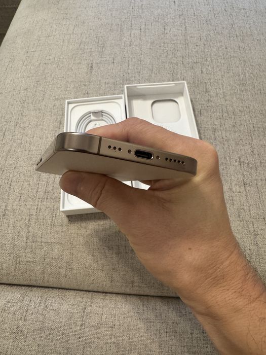iphone 16 pro 256gb desert titanium, ca NOU