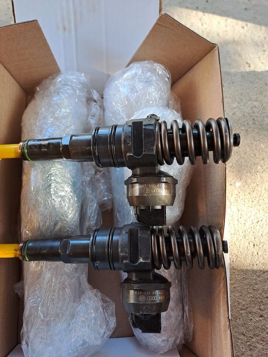 Vând injectoare 1.9 ARL 150CP