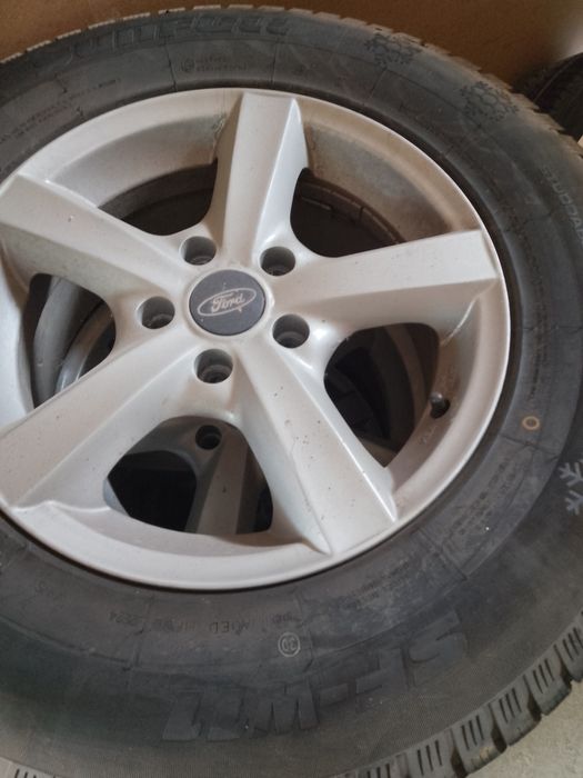 Джанти с гуми за Сузуки Гранд Витара 235/70/16