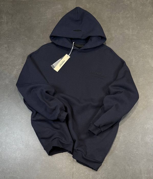 Мъжки екип Essentials