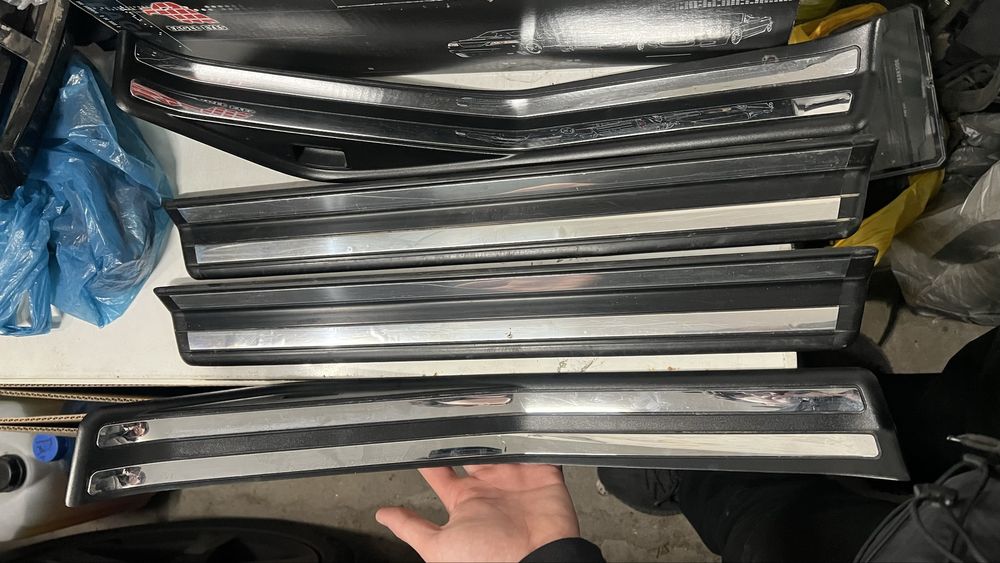 Части за BMW E46, стопове, фарове, решетки, бъбреци, капаци, прагове